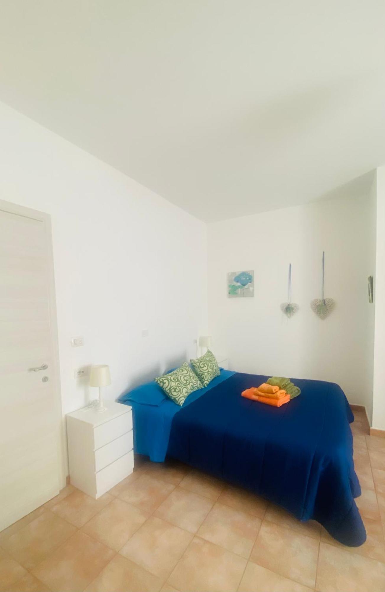 Bed And Breakfast Le Petunie Bari Sardo Exteriör bild