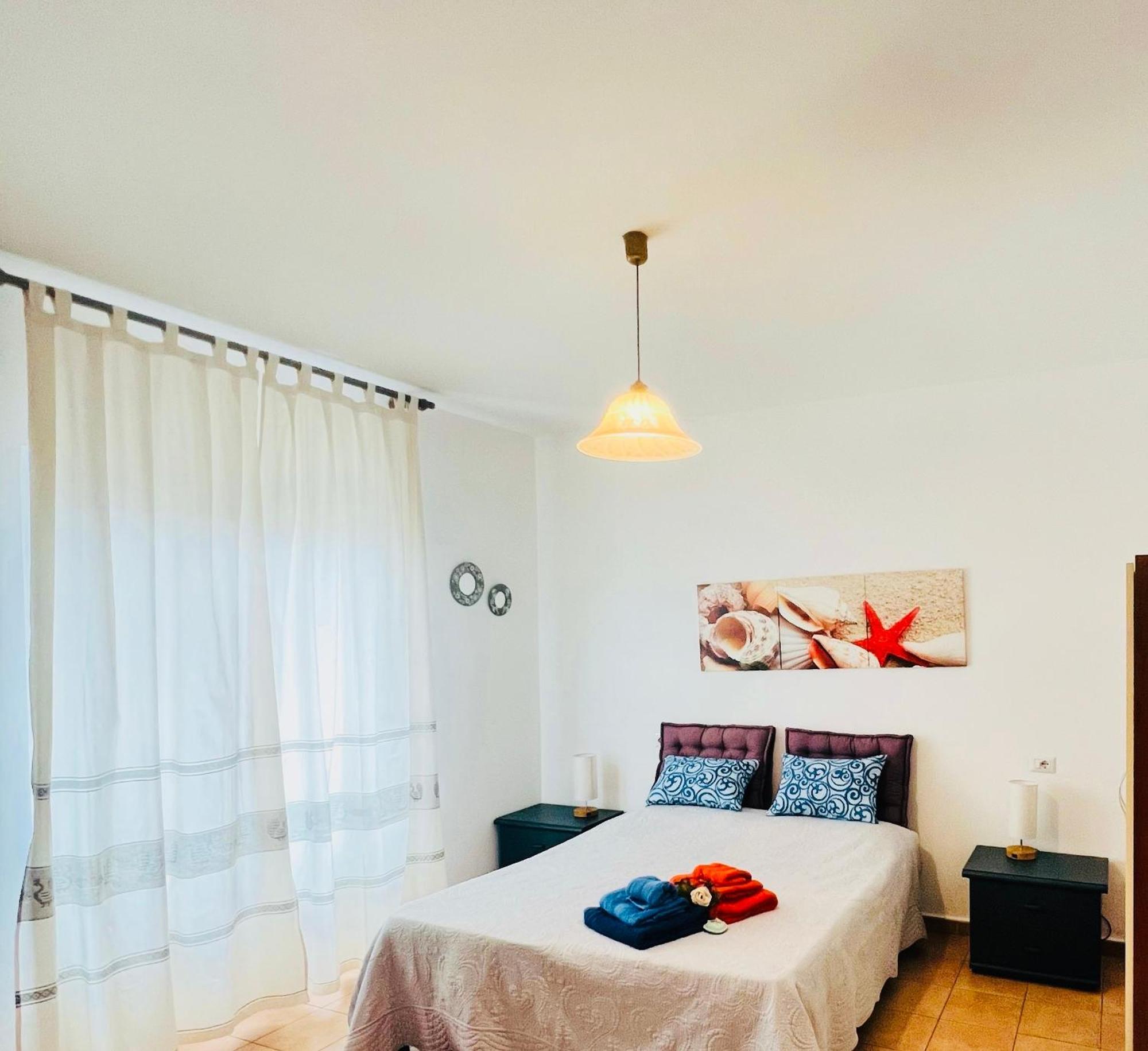 Bed And Breakfast Le Petunie Bari Sardo Exteriör bild